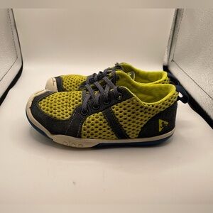 PLAE Miles Kids Sneakers size 11C